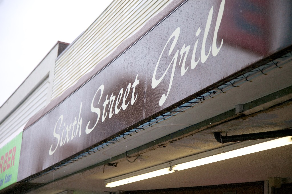 SixthStGrill6
