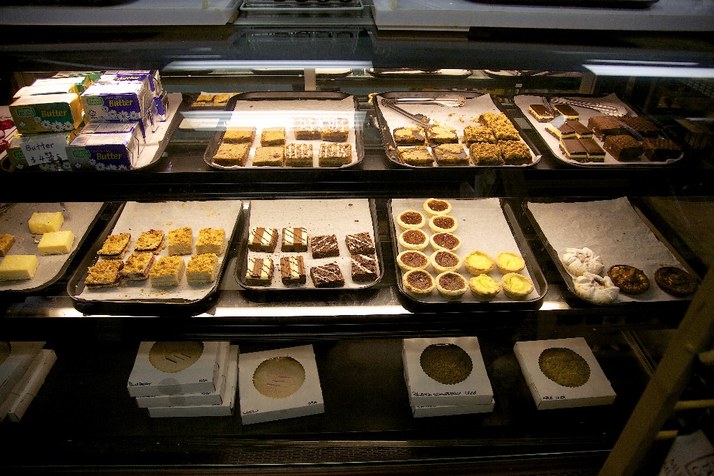 SixthAveBreadAndDeli3 SixthAveBreadAndDeli3